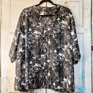 Lane Bryant floral semi-sheer button up top 18/20